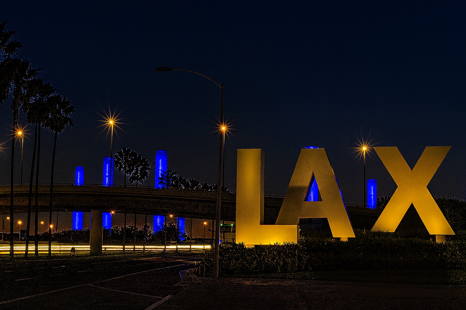 5430 W Century Blvd Safe, affordable parking near Los Angeles International Airport